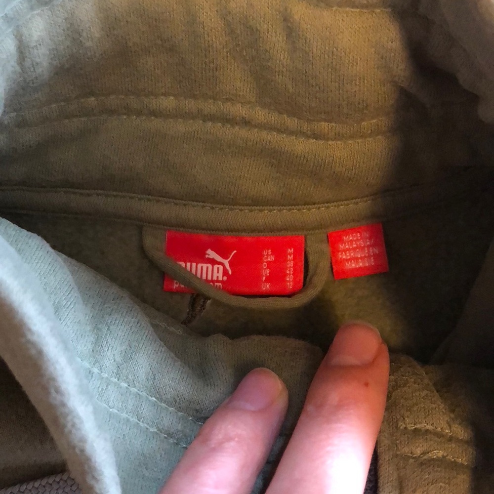 Puma Zip Up - Picture 2 of 3
